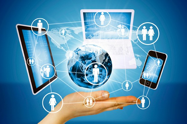 Esperienze digitali: perché sempre più aziende hanno bisogno di esperti tech