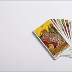 Tarocchi: che cosa sono e come si usano nella cartomanzia?