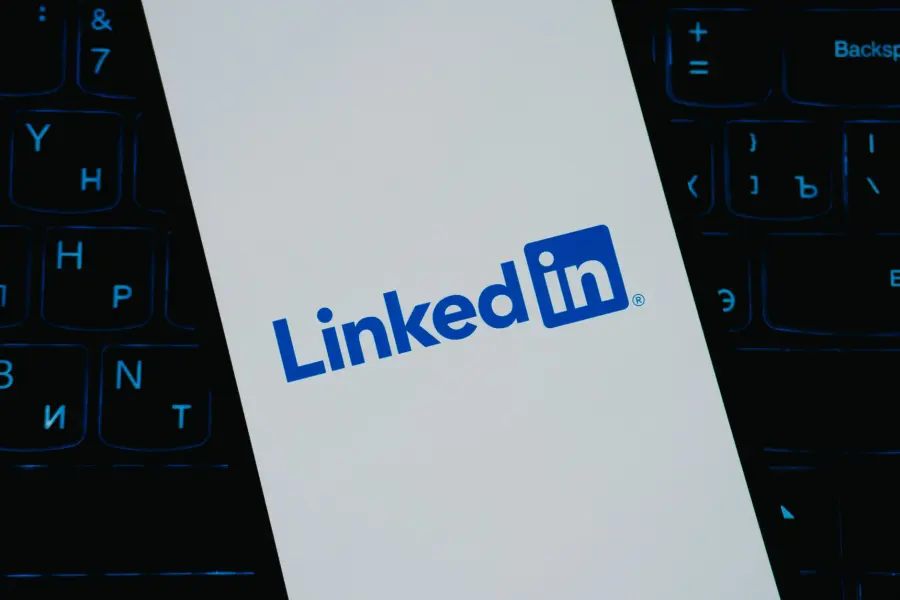 LinkedIn come funziona: guida pratica per il lavoro