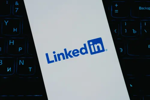 LinkedIn come funziona: guida pratica per il lavoro