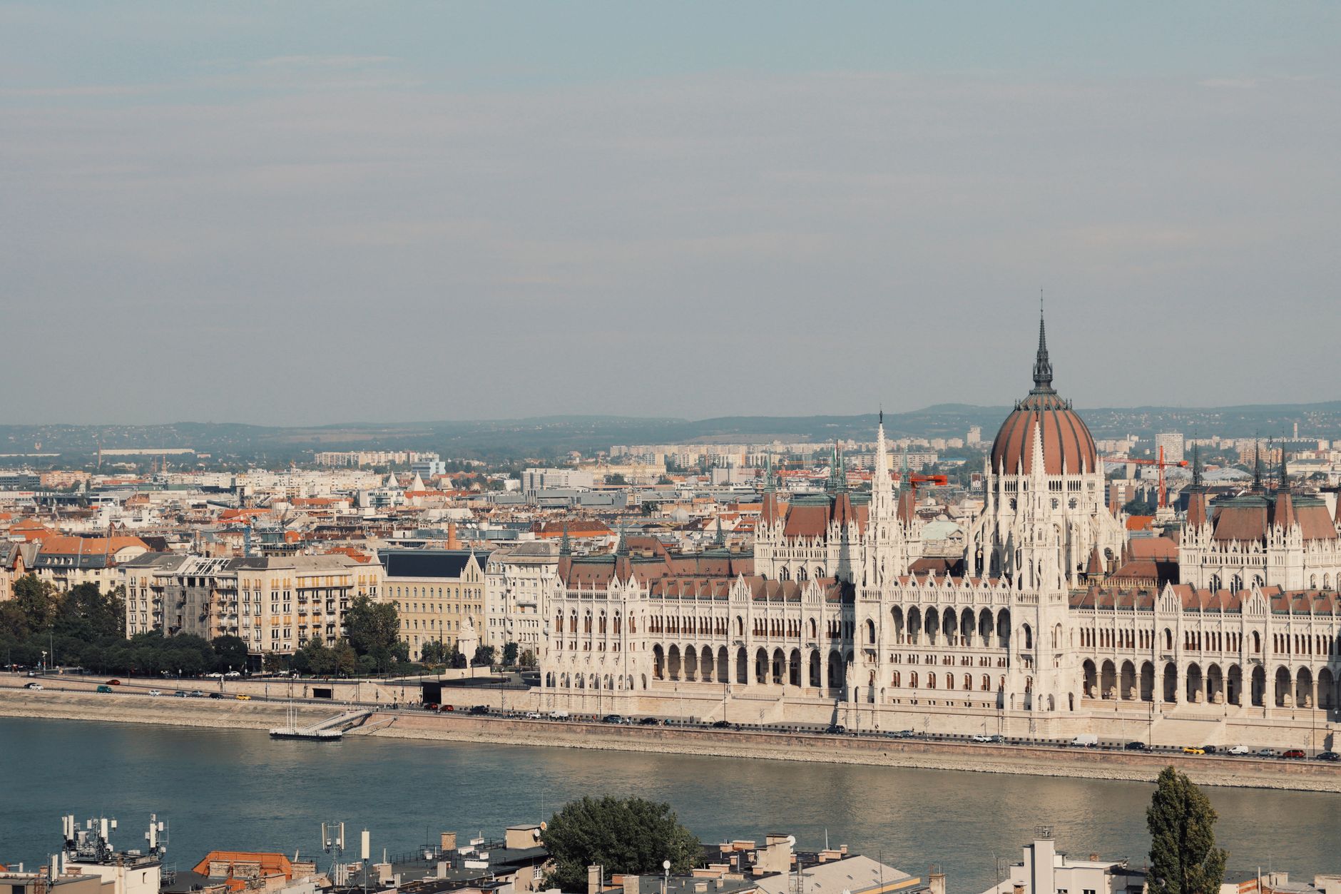 Budapest: Buda, Pest e i ruin bar sul Danubio
